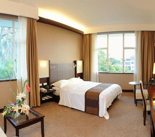 Golden Dragonball Hotel