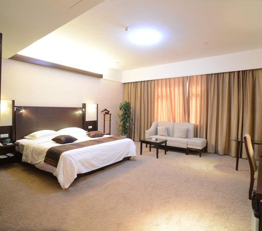 Golden Dragonball Hotel