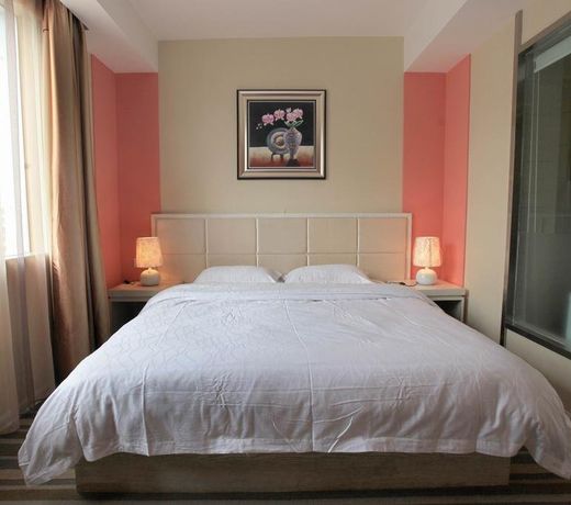PERFECT SEASON HOTEL