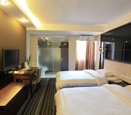 PERFECT SEASON HOTEL