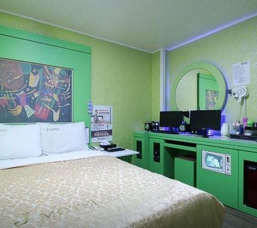 REAL BOUTIQUE HOTEL