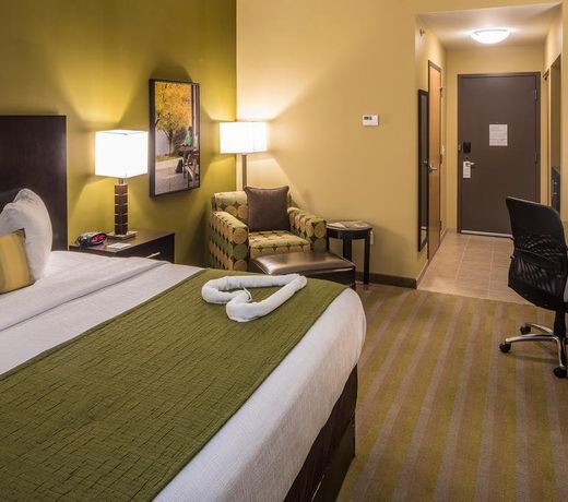 Best Western Plus Franciscan Square Inn & Suites Steubenville