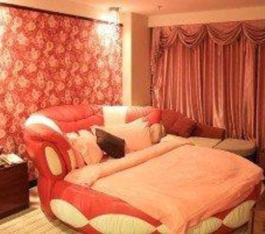 Calvin Hotel