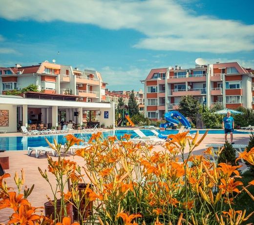 Sunny Fort Apartments