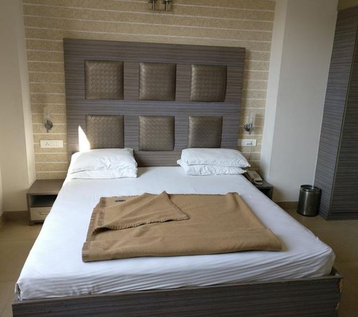 Hotel Ganga Residency