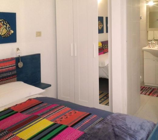 14 B&B