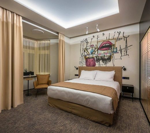 Artagonist Art Hotel