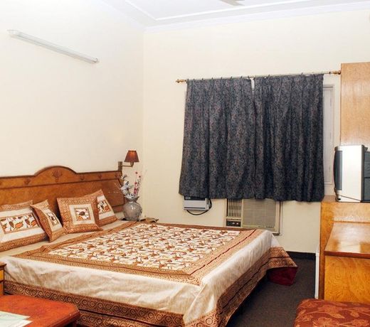 Hotel Atithi Palace
