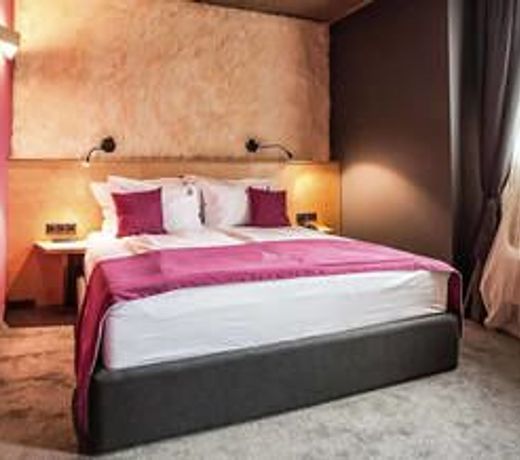 Hotel Arte SPA & Park