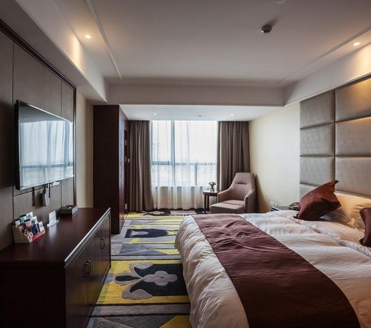 Huzhou Wealth Hotel