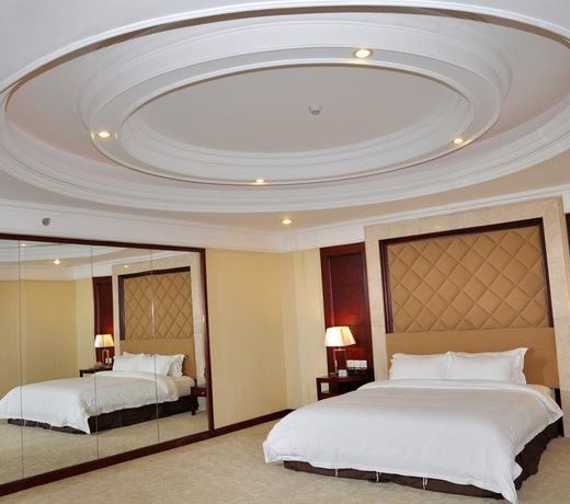 Ceramics International Hotel