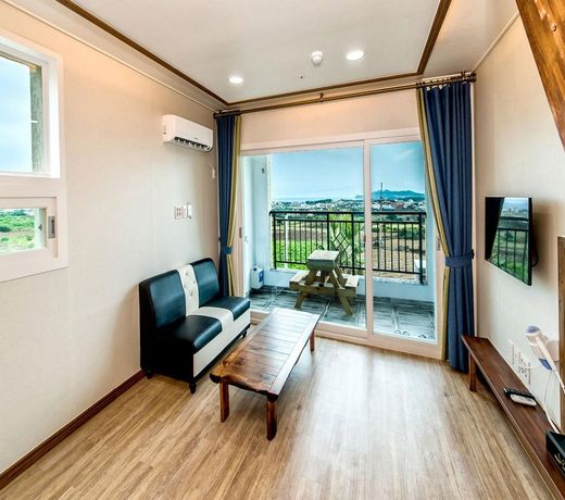 Twobitnalae Resort
