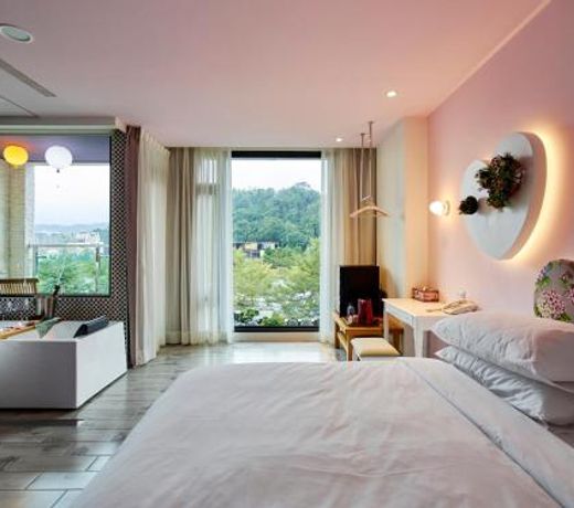 Han-Yan Design Hotel
