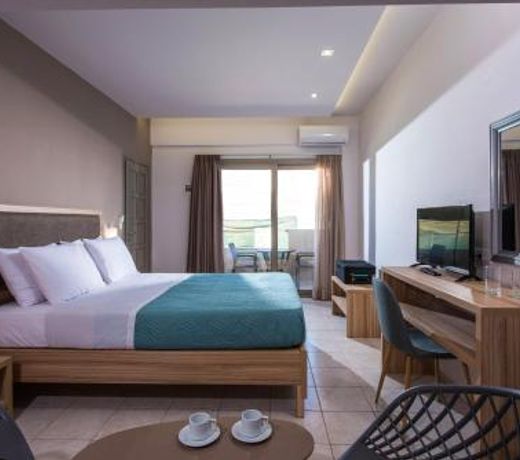 Thania Seaside Smotel - Adults Only