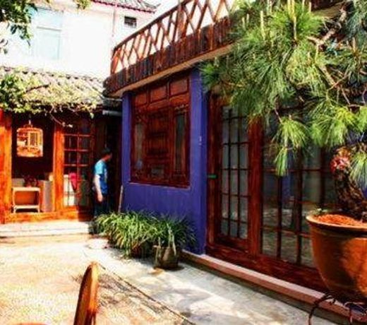NIRVANA GUESTHOUSE