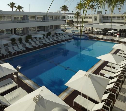 Melpo Antia Hotel & Suites