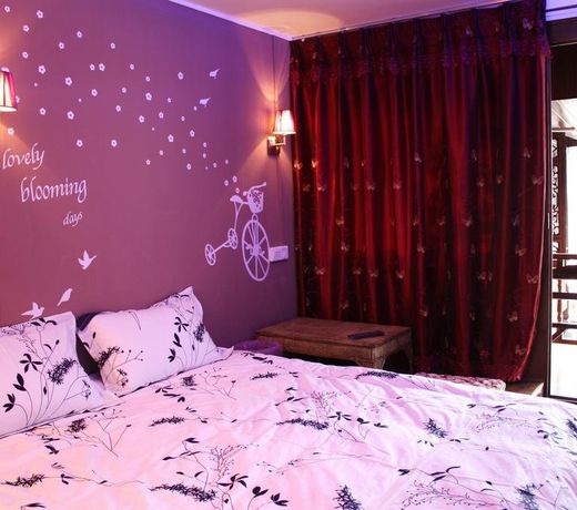 BUTTERFLY INN