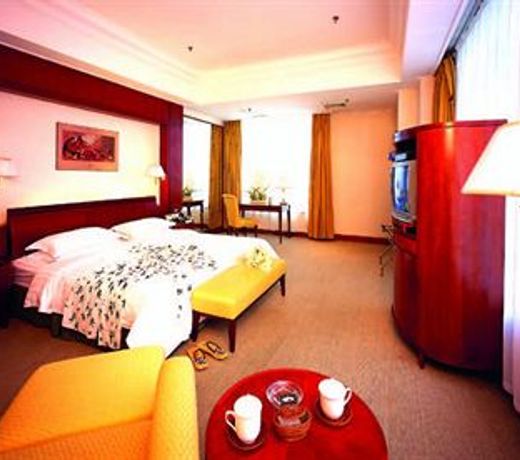 Golden Shine International Hotel