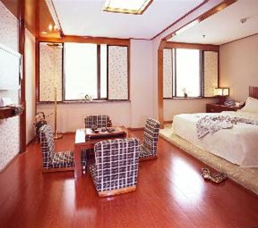 Golden Shine International Hotel