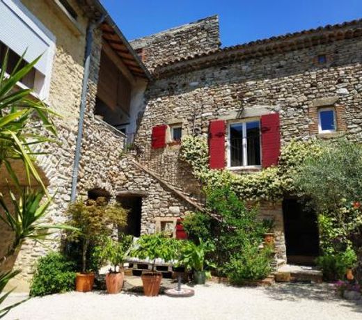 On dirait le Sud Chambres d'HÃ´tes dans village proche AlÃ¨s en Cevennes