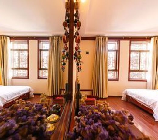 Dali Yinfeng Hotel