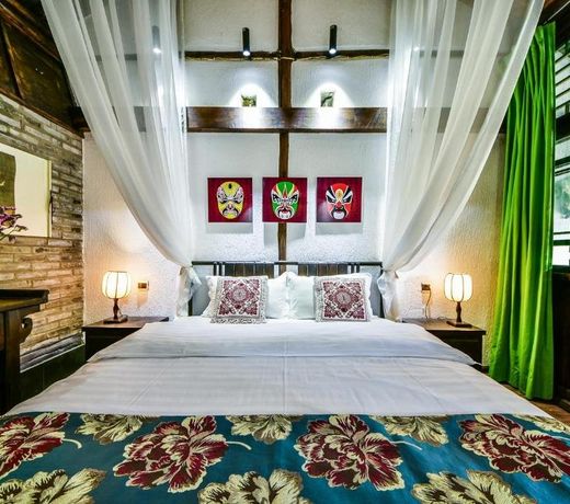 DALI AUGUST INN