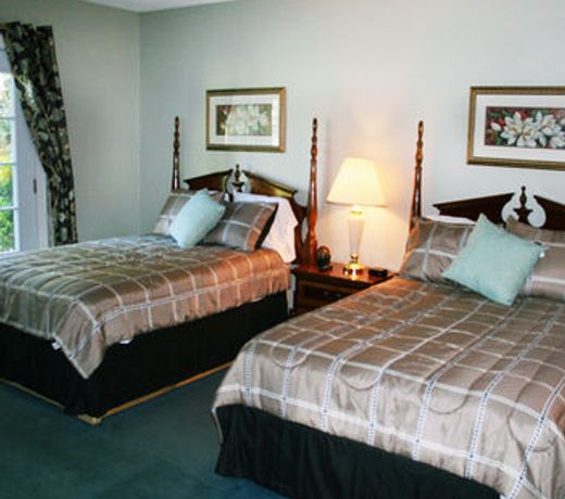 Columbia Lakes Resort Cottages