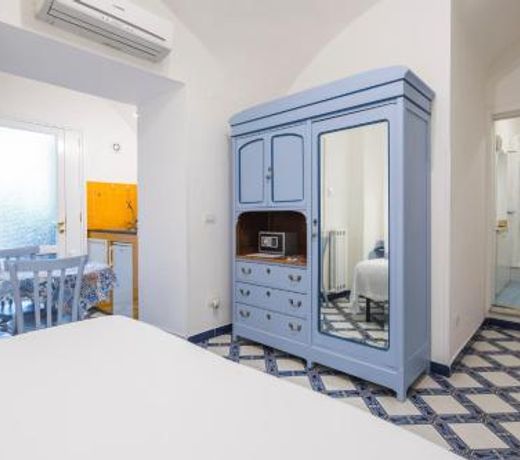 Villa Elisa Holiday Home