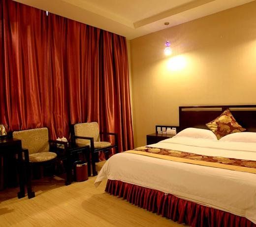 Huaxi Fishing Port Hotel
