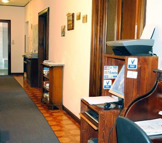 ADVANTAGE ACCOMODATION