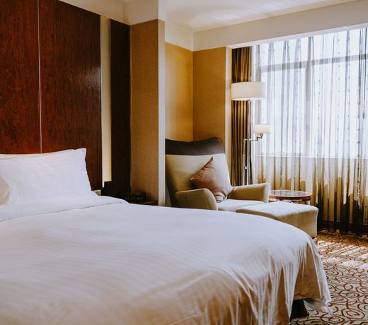 Crowne Plaza Chongqing Jiefangbei, an IHG Hotel