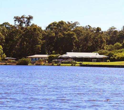 St Allard Eco Resort