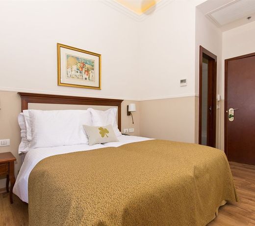 Arcadia Ba'Moshava - Boutique Hotel