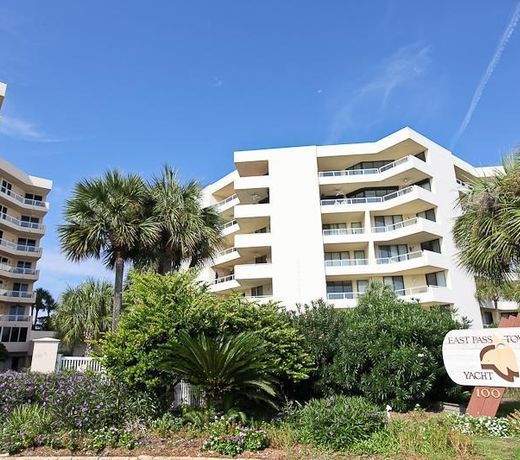 East Pass Towers by Holiday Isle