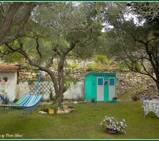 Villa Pierina