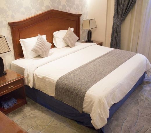 Royal Golden Hotel
