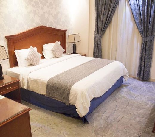 Royal Golden Hotel