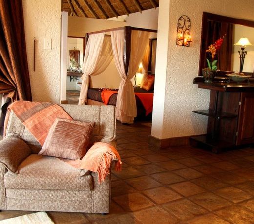 Amanzingwe Lodge Conference Centre & Spa