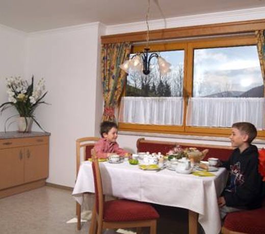 Apartments Landhaus Saalbach