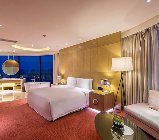 Renaissance Chengdu Hotel