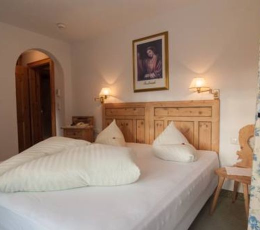 Hotel EdelweiÃ-SchlÃ¶ssl