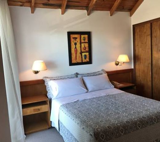 Onais Hotel