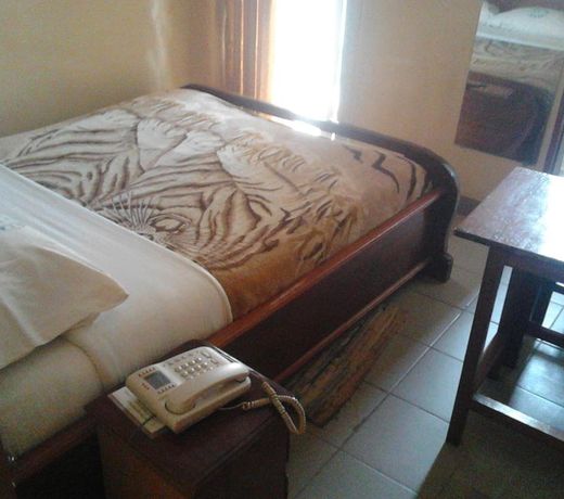 Apple Gate Hotel