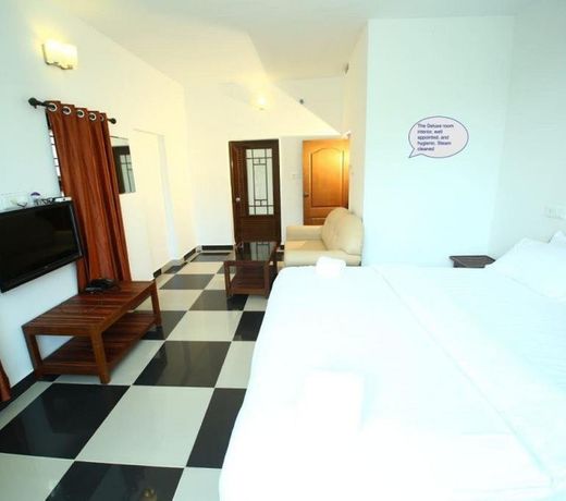 OYO 10783 Hotel River Moon