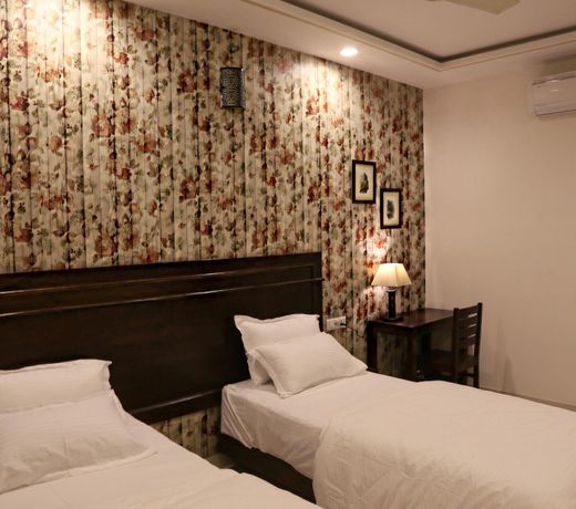 White Tulips Home Stay