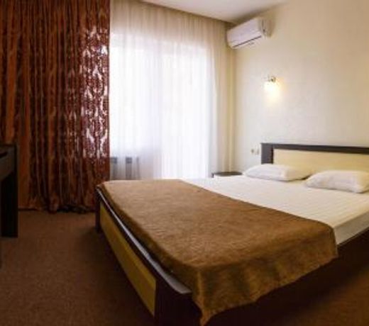Long Beach Hotel