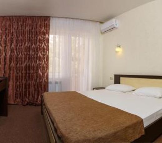 Long Beach Hotel