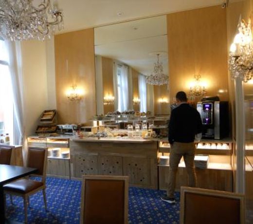 Brit Hotel Privilège Le Royal - Centre Gare