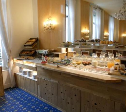 Brit Hotel Privilège Le Royal - Centre Gare