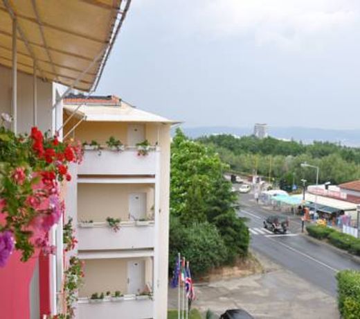 Hotel BelleVille